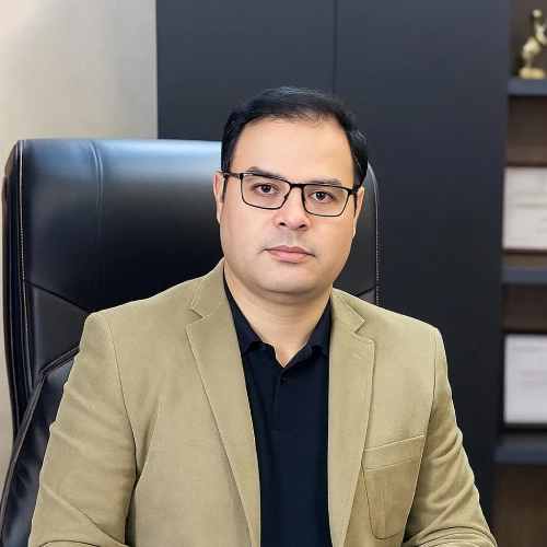 دکتر مصطفی خلیلی پور